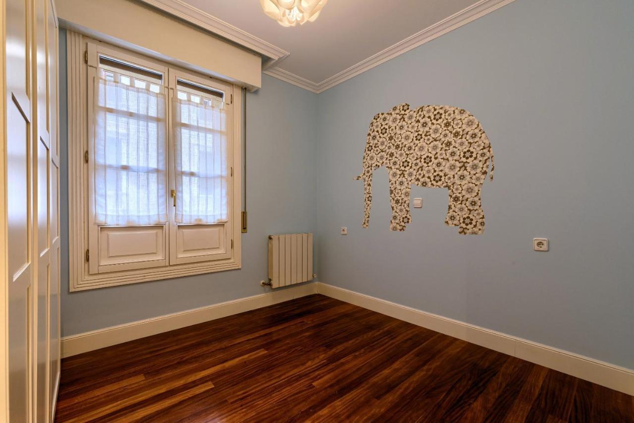 Ferienwohnung Bailen Reformado Elegante Con Wifi Bilbao Exterior foto